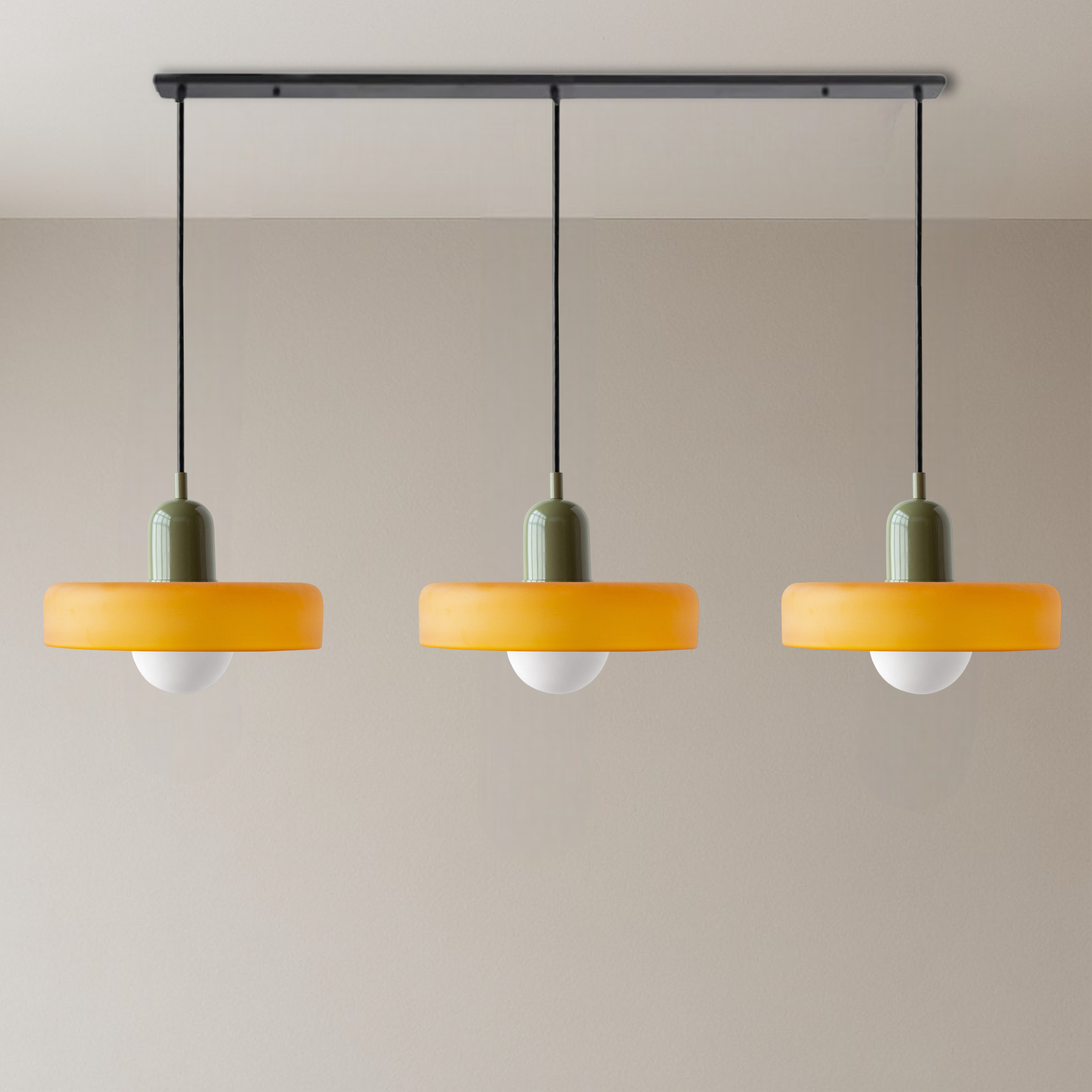 Lámpara colgante de cristal coloreado Bauhaus de 3 cabezales