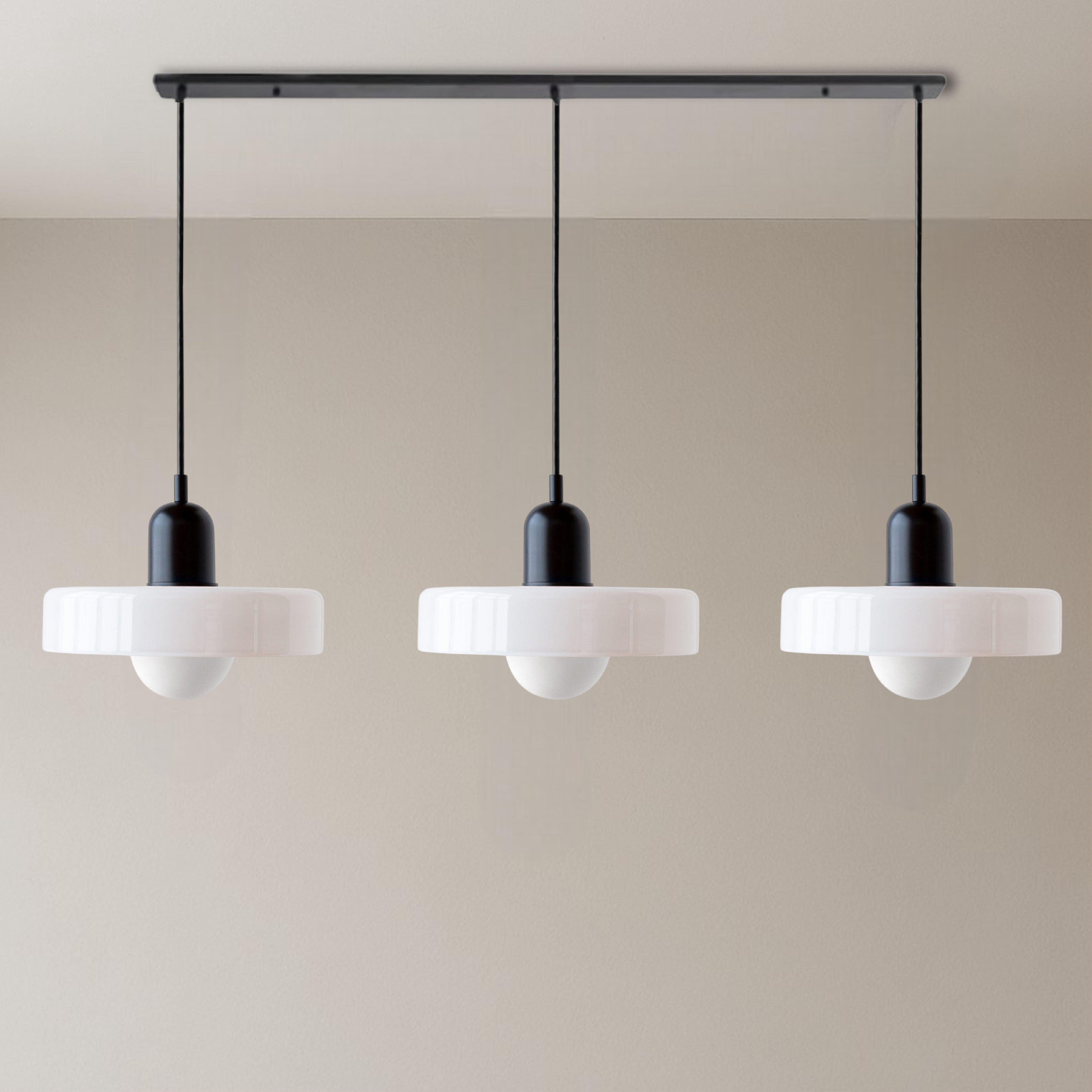 Lámpara colgante de cristal coloreado Bauhaus de 3 cabezales
