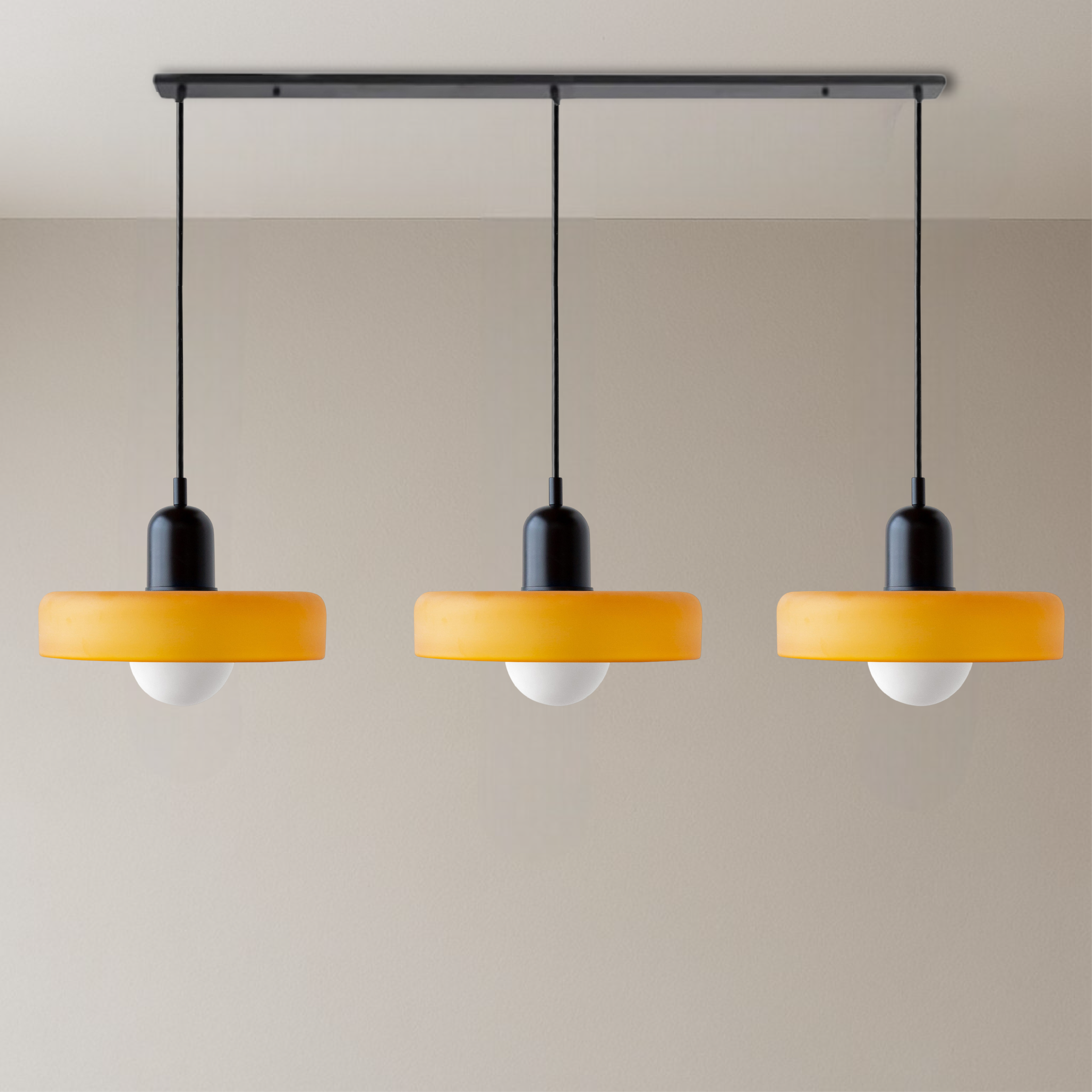 Lámpara colgante de cristal coloreado Bauhaus de 3 cabezales