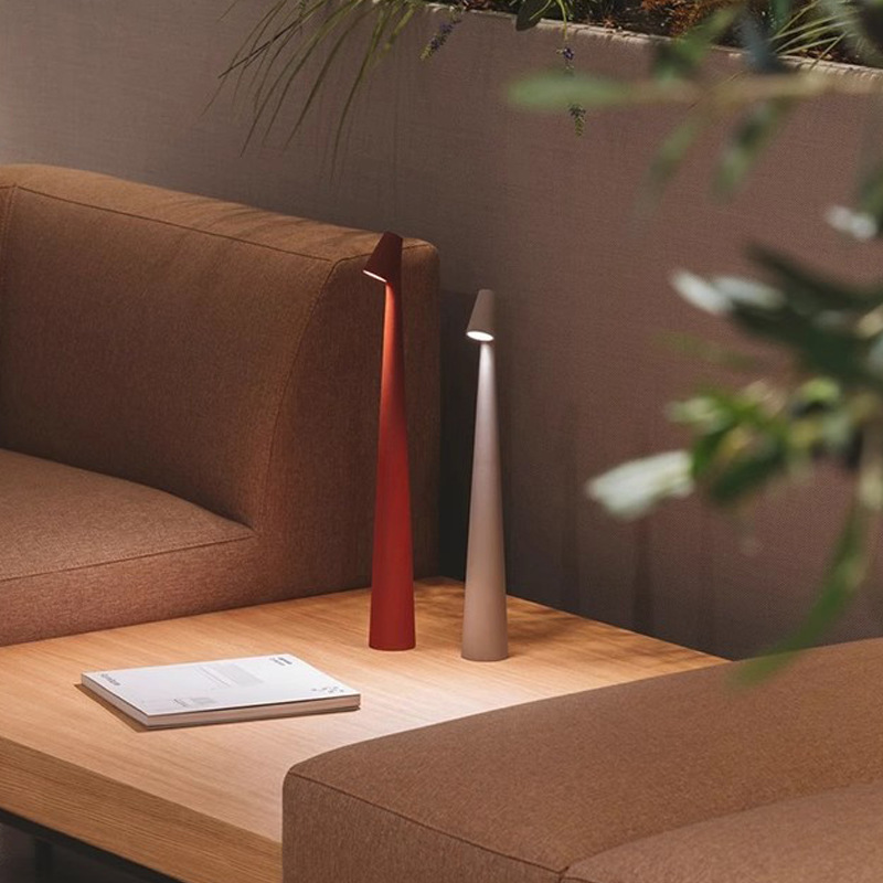 Lámpara de mesa Lumina