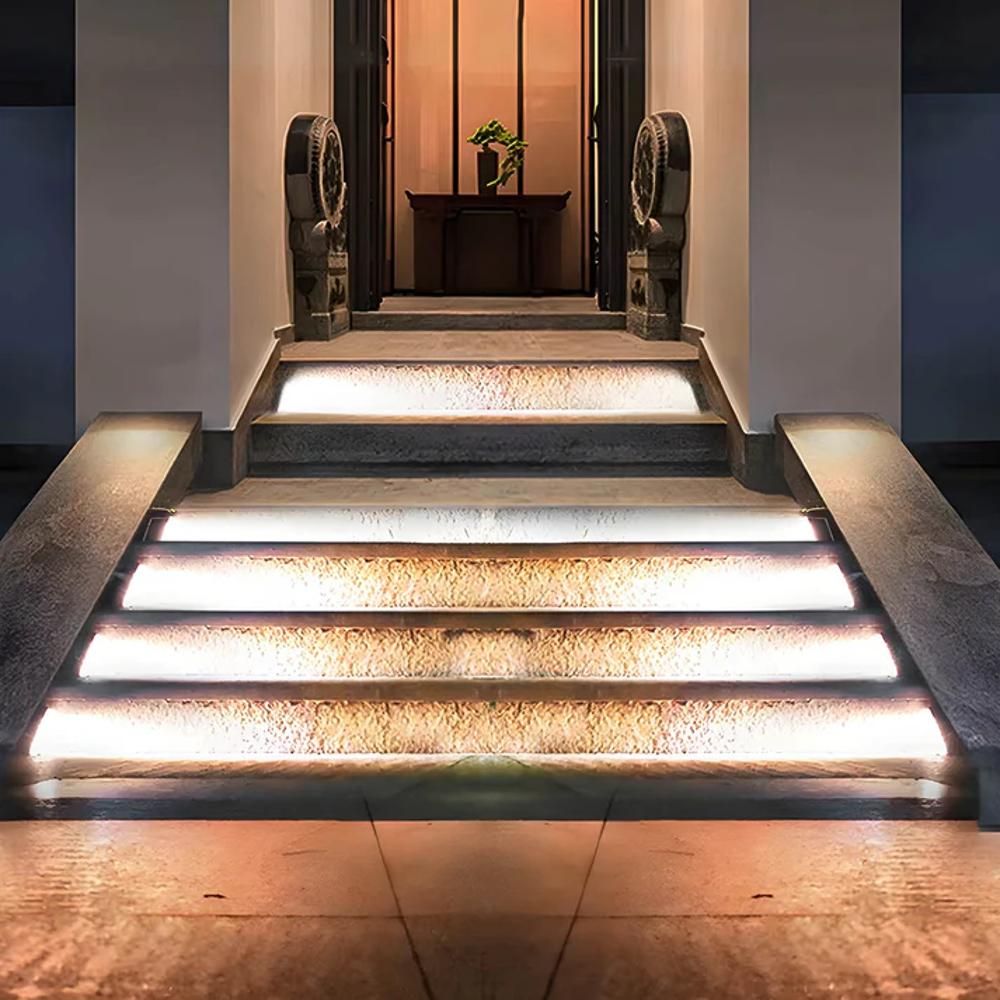 Luces solares para escaleras exteriores