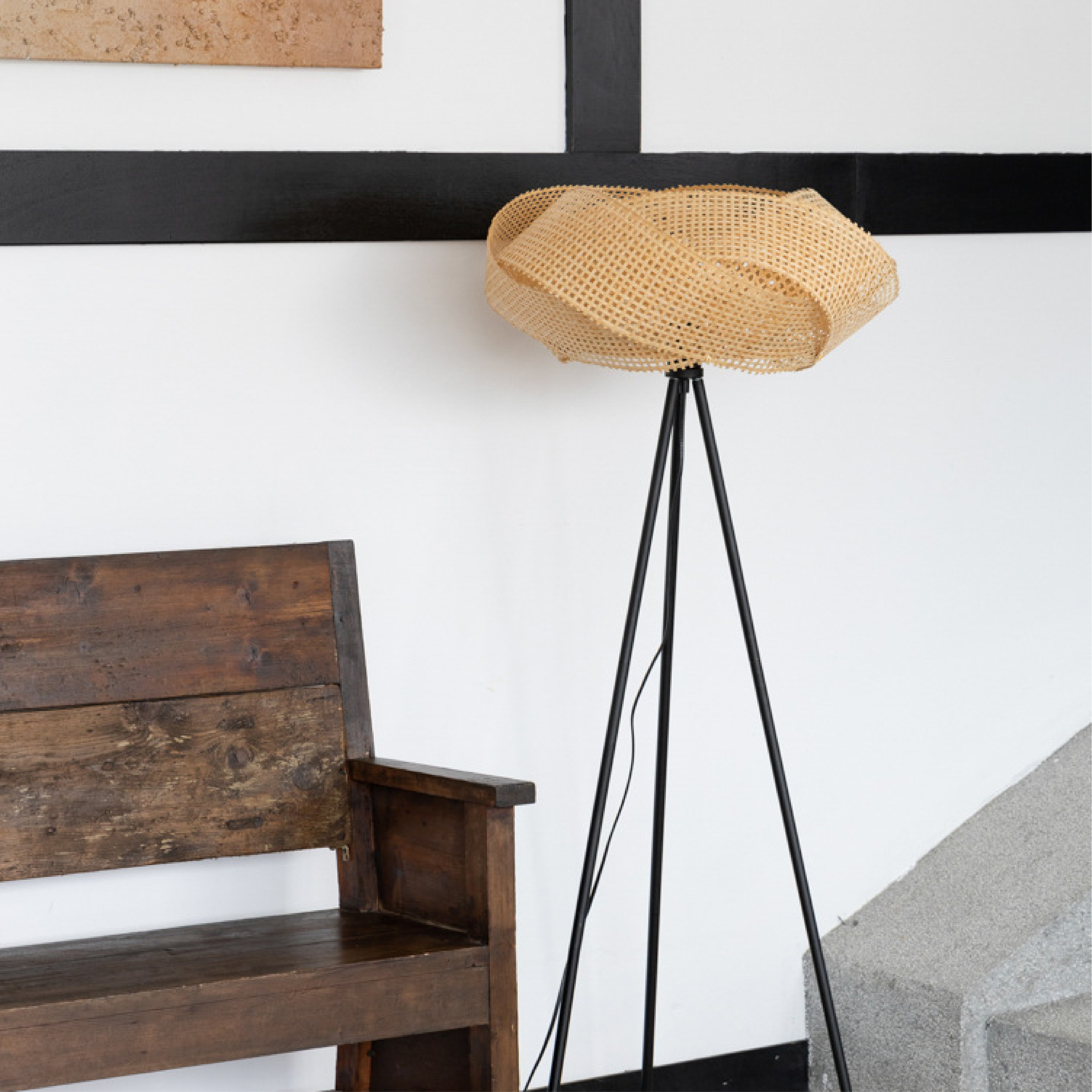 Lámpara de pie de bambú